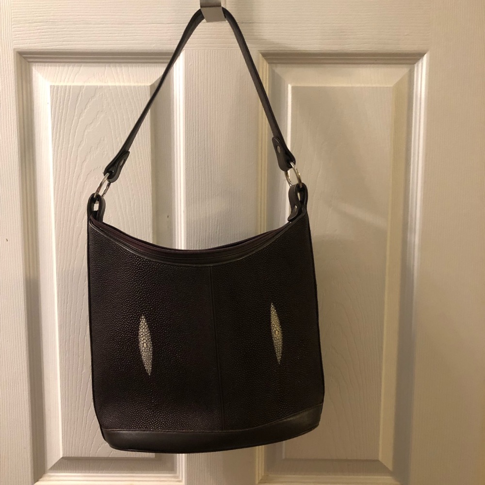 Dark brown sting ray purse